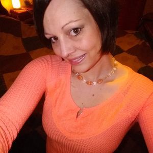 Meet your Posher, Afton